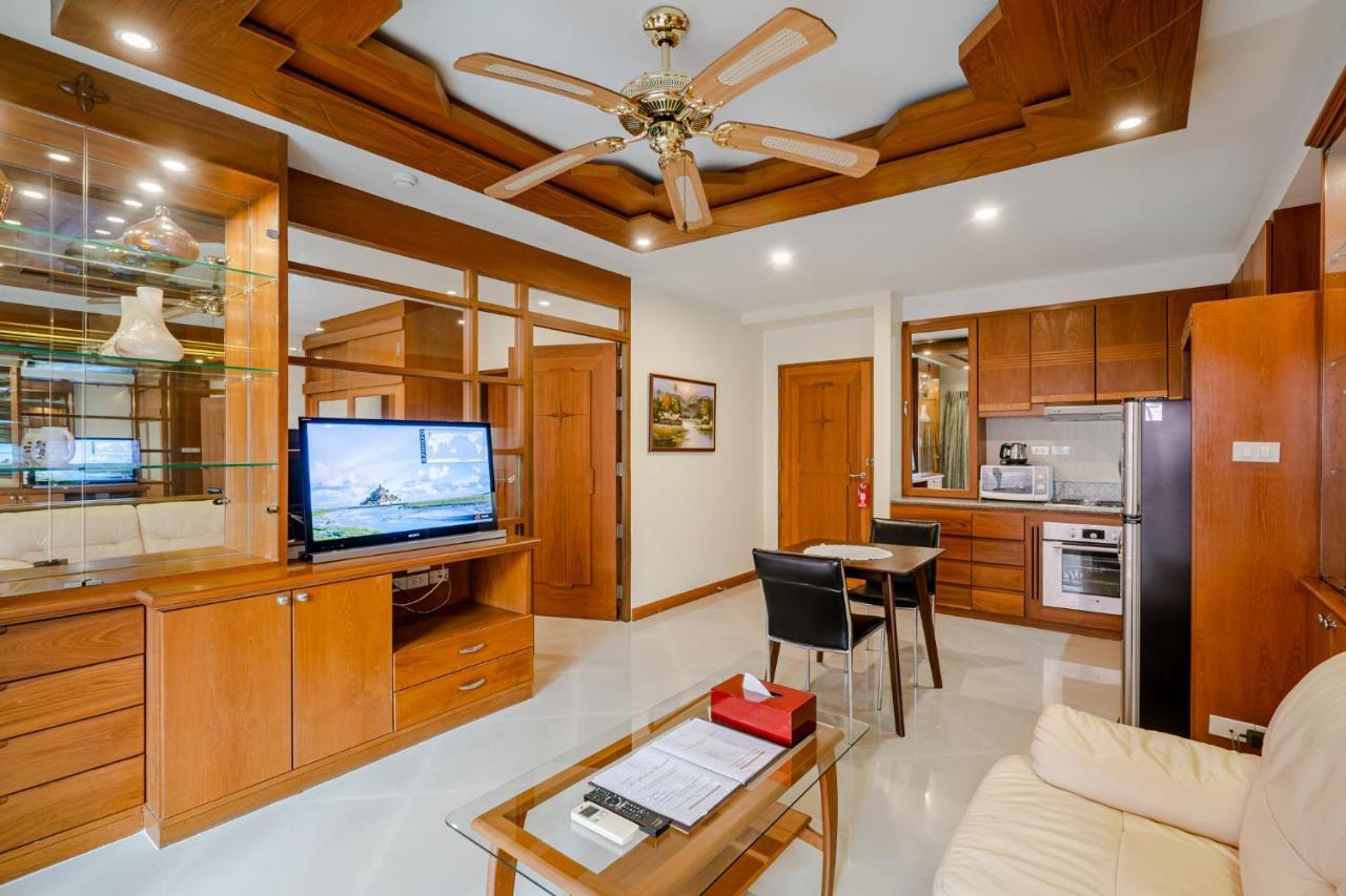 Whitehouse Condotel Pattaya Εξωτερικό φωτογραφία