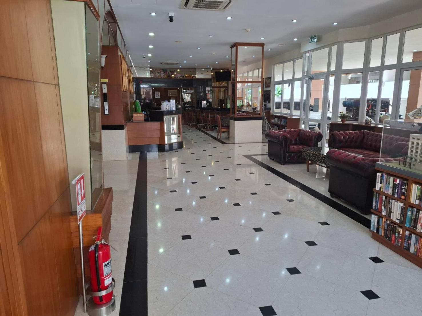 Whitehouse Condotel Pattaya Εξωτερικό φωτογραφία