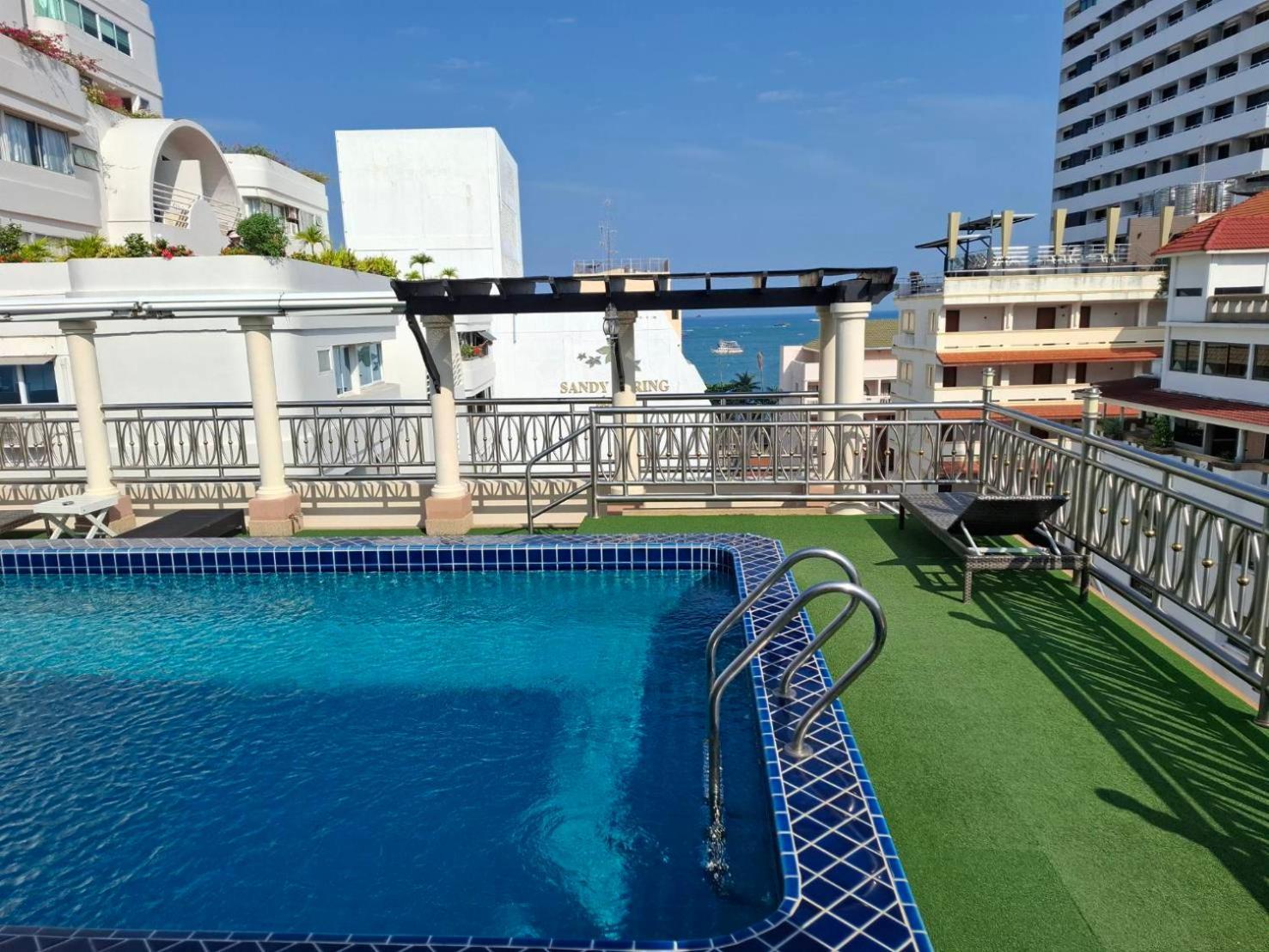 Whitehouse Condotel Pattaya Εξωτερικό φωτογραφία